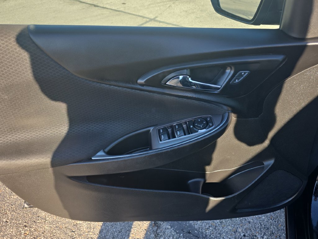 Used 2019 Chevrolet Malibu LT FWD image 20