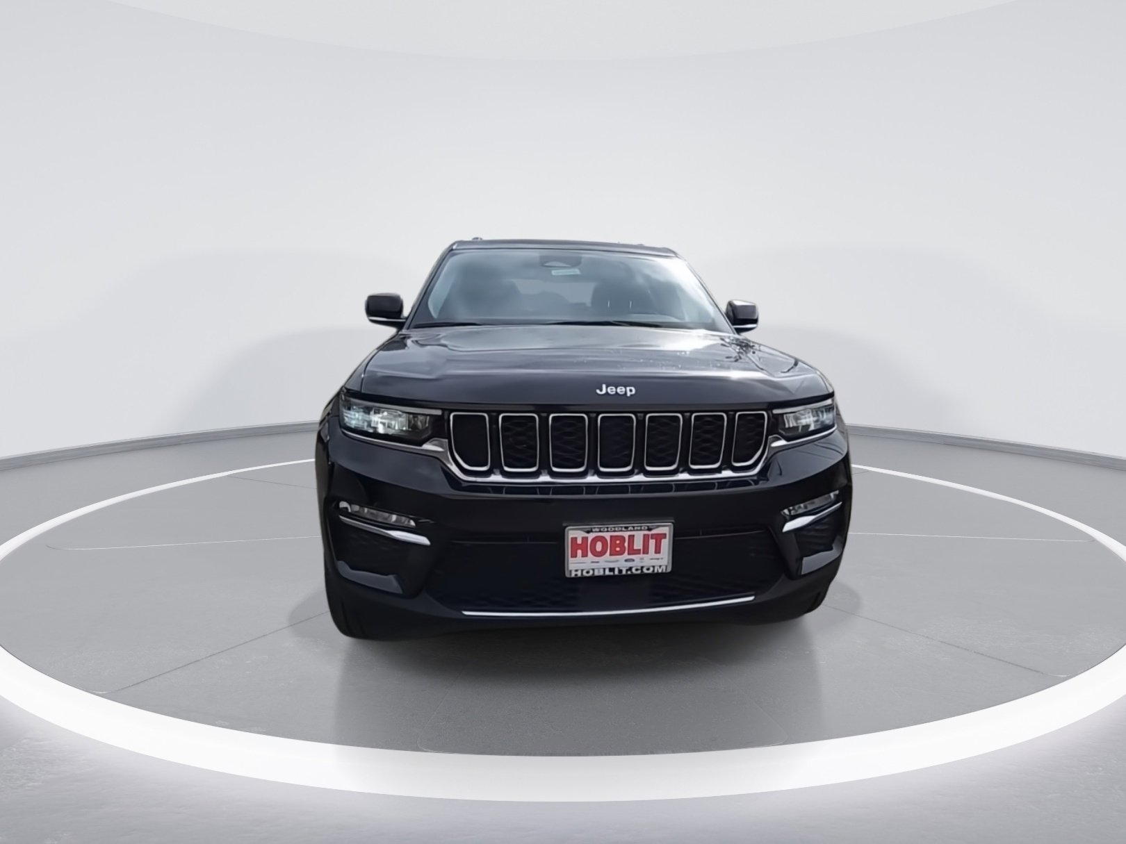 Used 2023 Jeep Grand Cherokee Limited AWD/4WD image 3