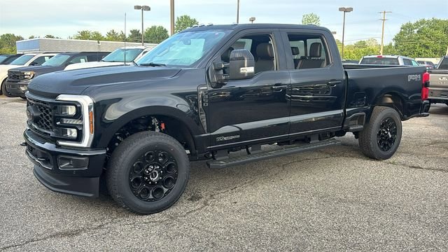 New 2026 Ford F350 Lariat w/ Black Appearance Package AWD/4WD image 2