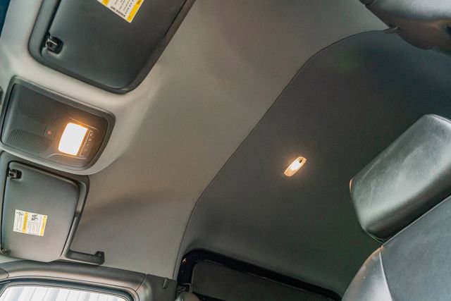 Used 2019 Mercedes-Benz Sprinter 2500 image 21