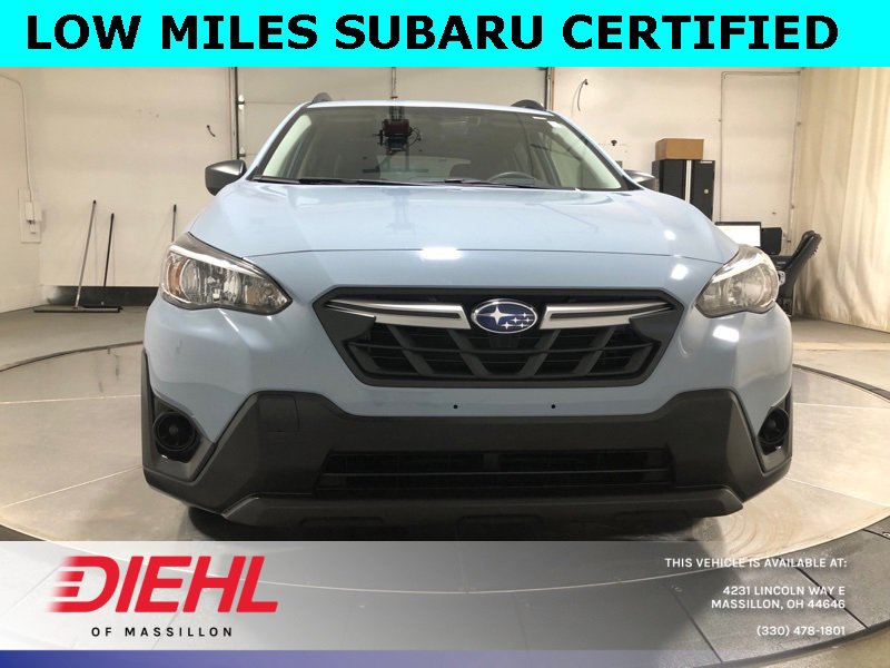 Used 2023 Subaru Crosstrek 2.0i image 2