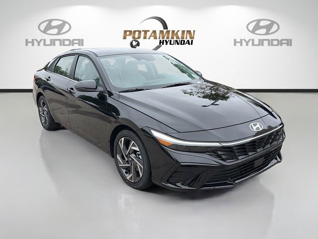 New 2026 Hyundai Elantra Limited image 3