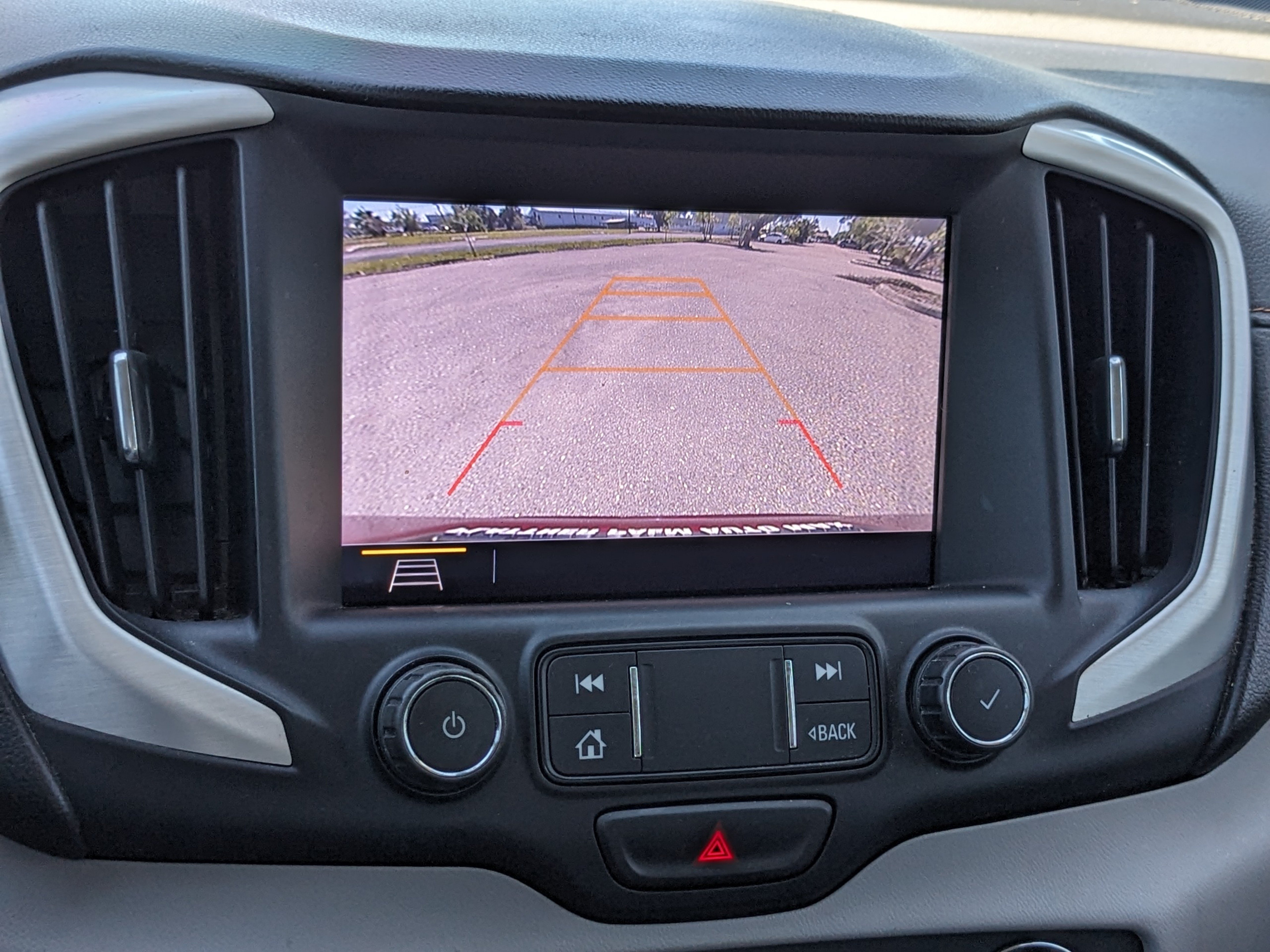 Used 2020 GMC Terrain SLT w/ Preferred Package FWD image 21