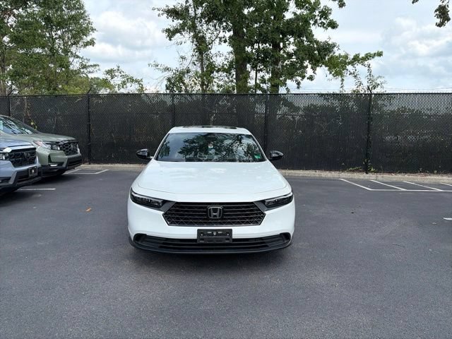Used 2023 Honda Accord Sport image 2