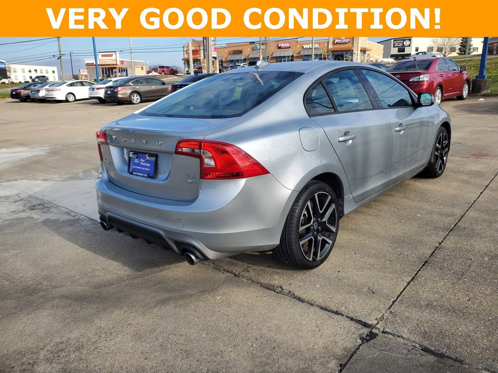 Used 2017 Volvo S60 T5 Dynamic image 4
