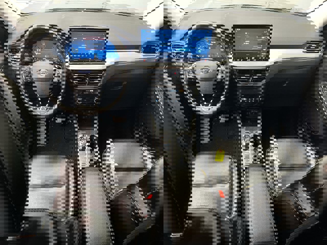 Used 2024 Ford Escape Platinum image 4