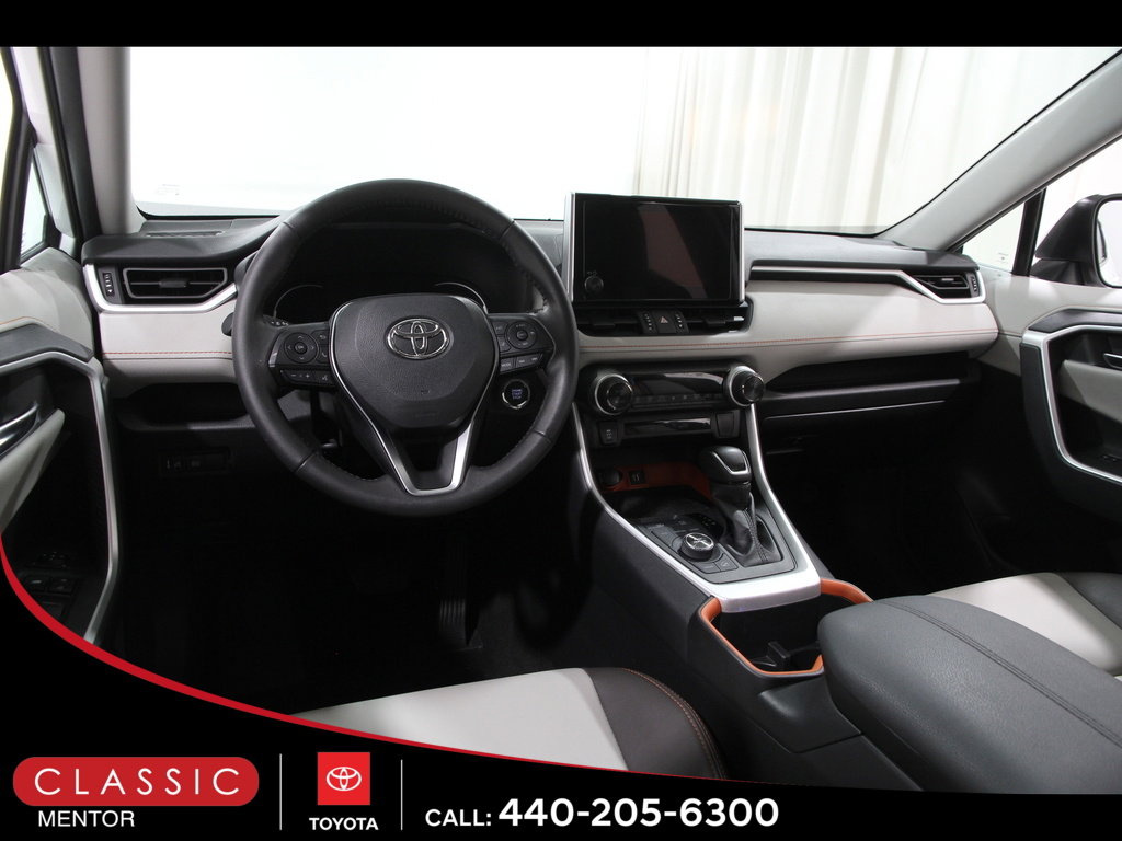 Used 2024 Toyota RAV4 Adventure image 6