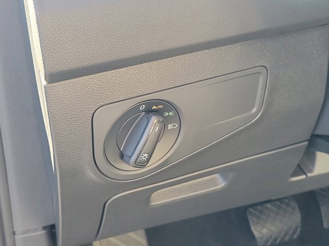 Certified 2022 Volkswagen Tiguan S image 19