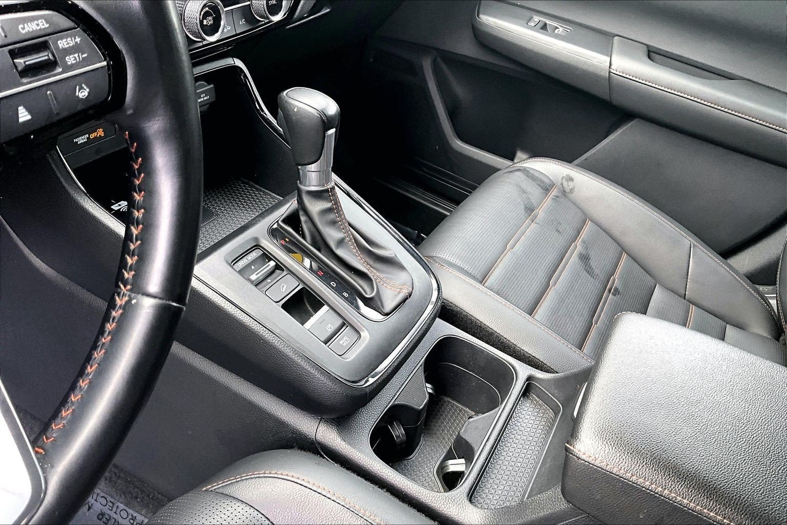Used 2025 Honda CR-V Sport Touring image 16