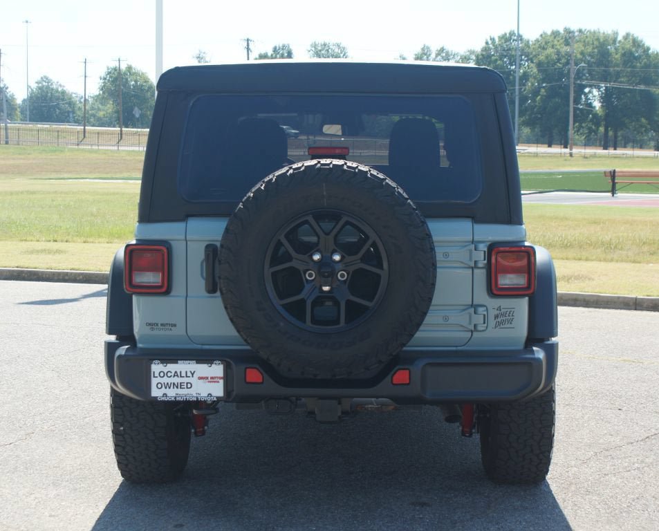 Used 2026 Jeep Wrangler Unlimited Sport AWD/4WD image 3