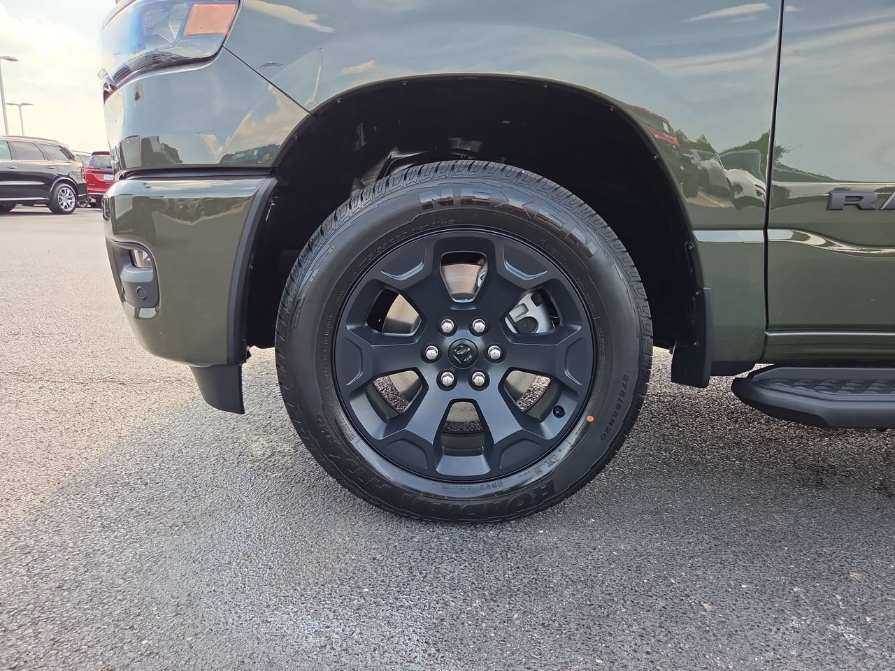 New 2026 RAM 1500 Express AWD/4WD image 10