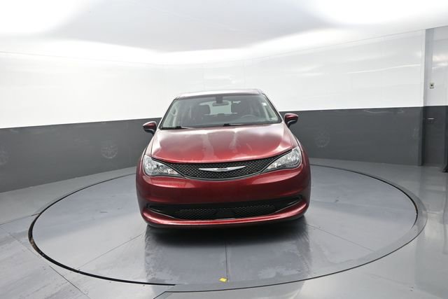 Used 2022 Chrysler Voyager LX FWD image 66