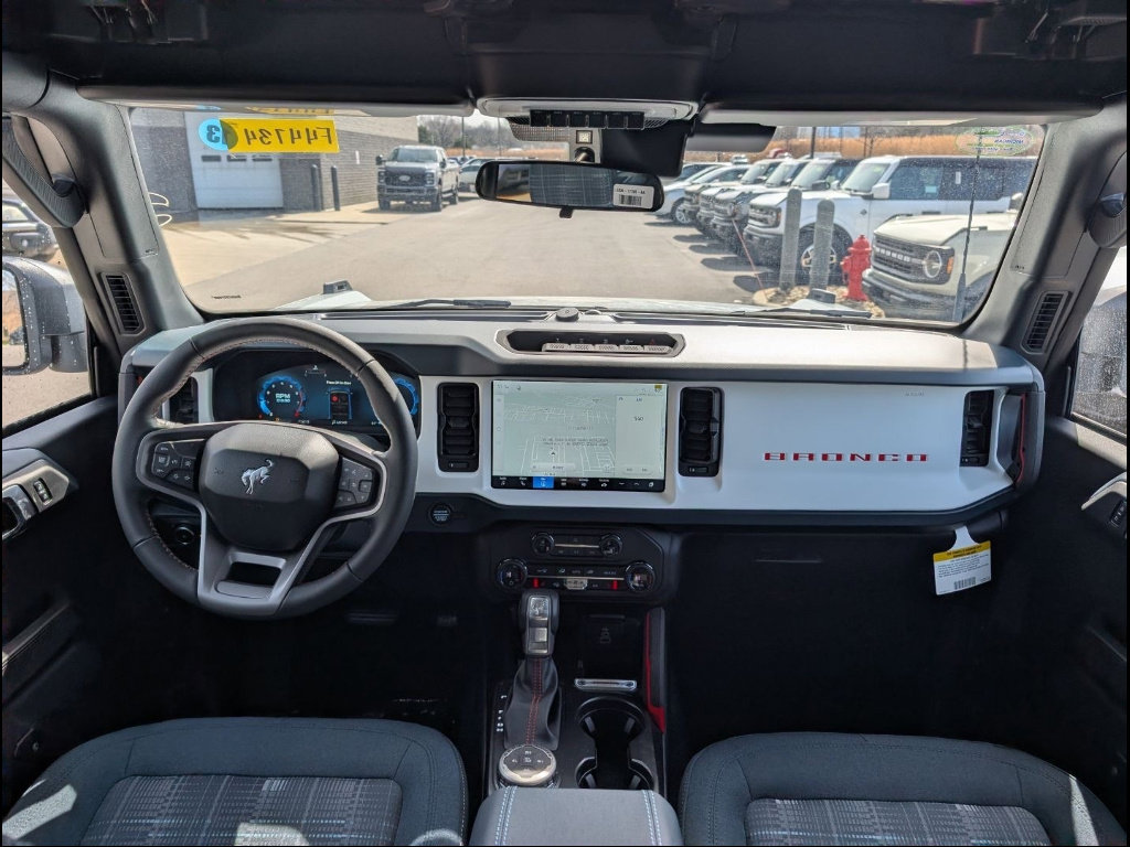 New 2026 Ford Bronco Heritage Edition image 5