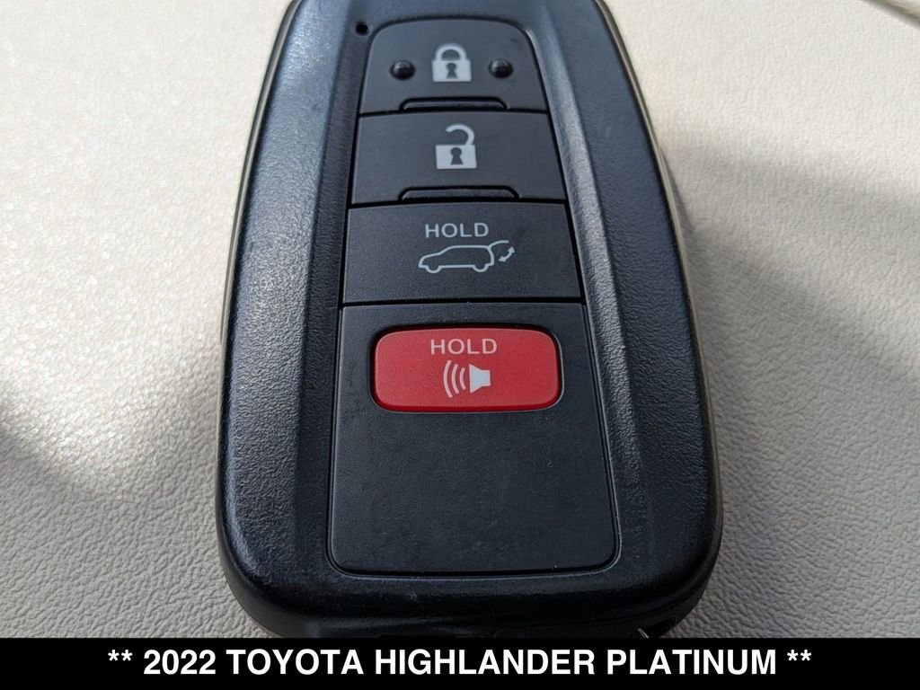 Used 2022 Toyota Highlander Platinum image 28