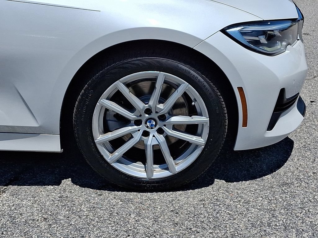 Used 2020 BMW 330i xDrive Sedan w/ Convenience Package AWD/4WD image 8