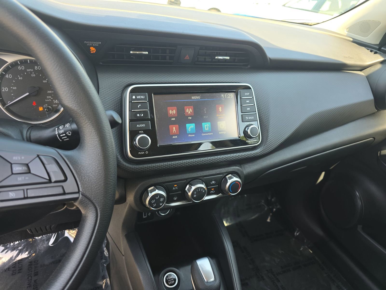 Used 2025 Nissan Kicks Play S FWD image 19
