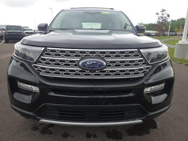 Used 2020 Ford Explorer Limited w/ Class III Trailer Tow Package RWD image 3
