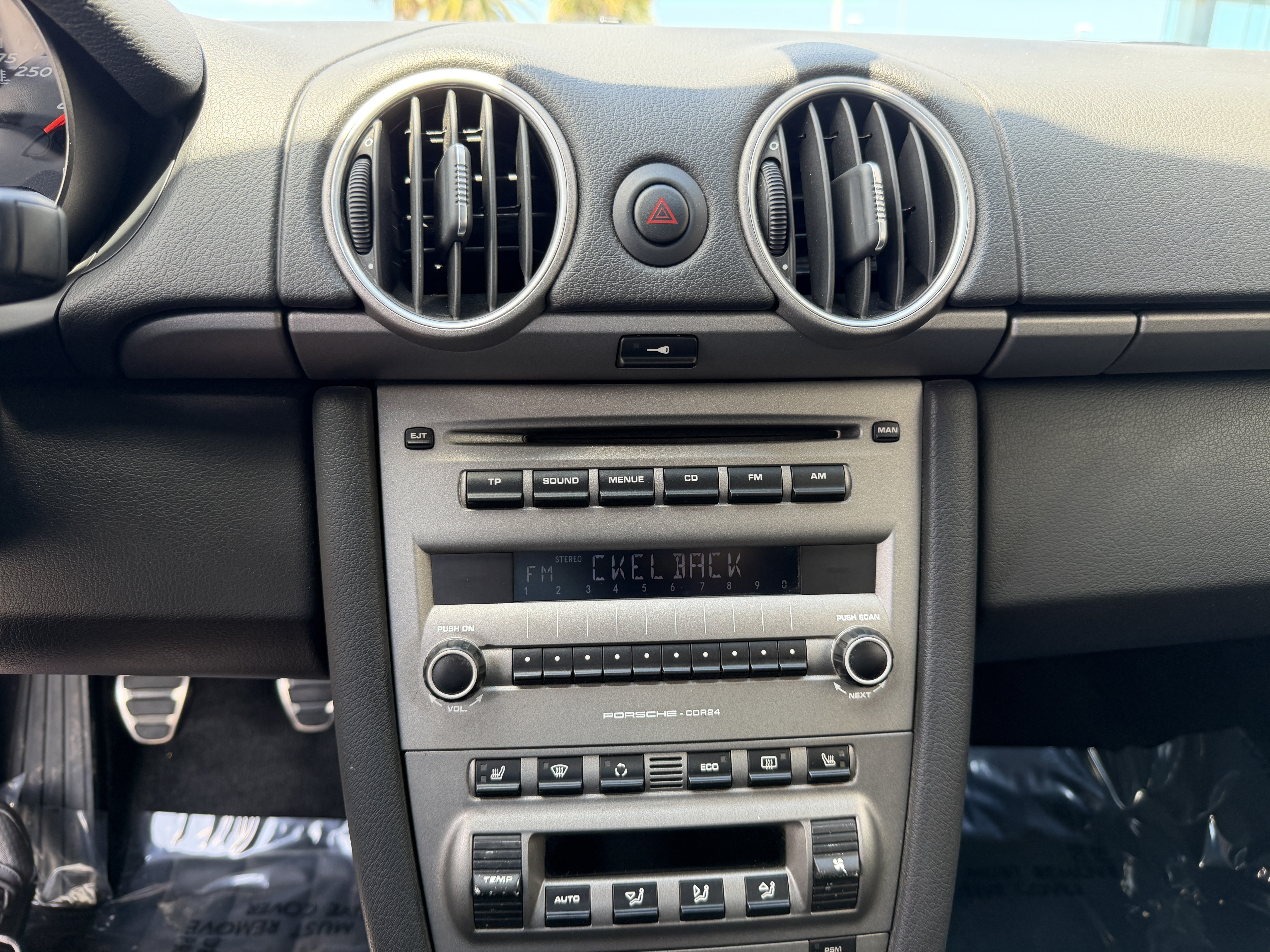 Used 2005 Porsche Boxster RWD image 21