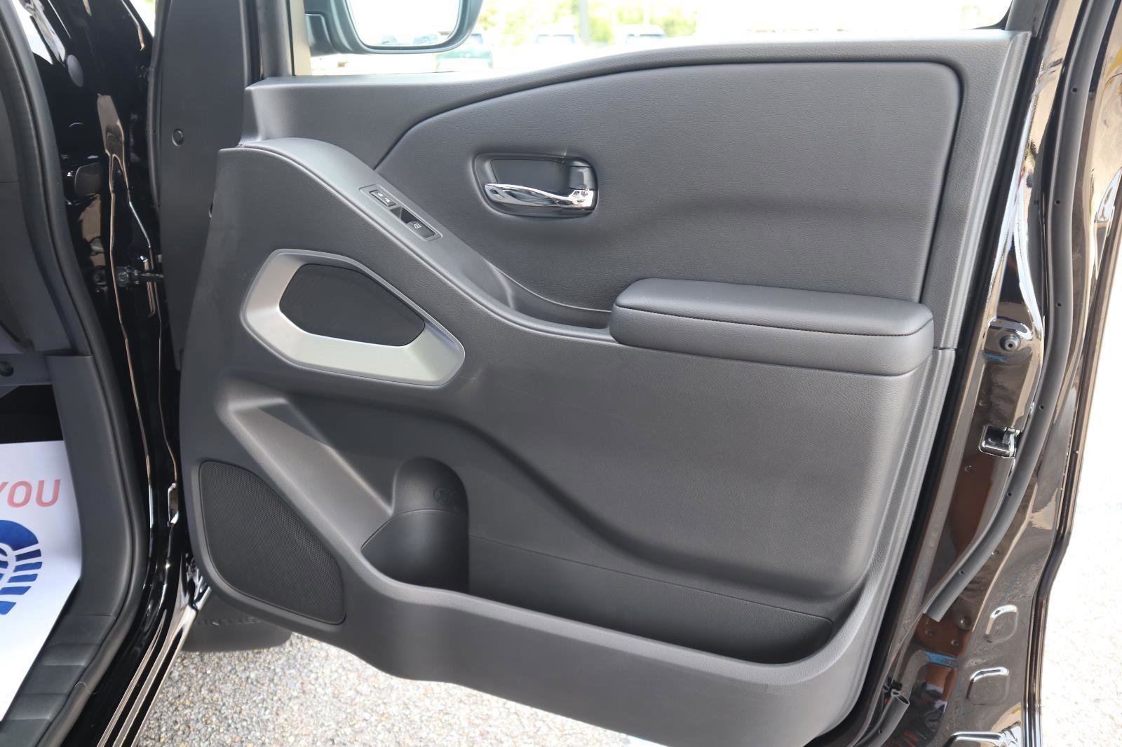 Used 2026 Nissan Frontier SV w/ SV Convenience Package RWD image 44