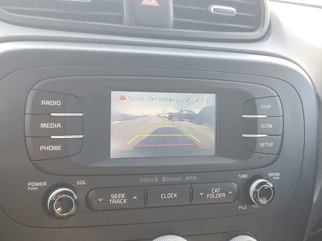 Used 2016 Kia Soul + image 25