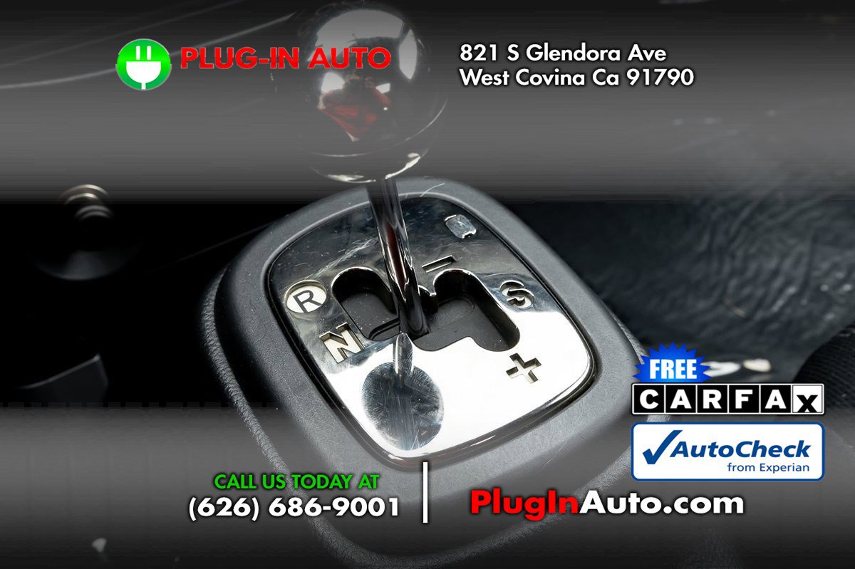 Used 2005 Toyota MR2 image 21