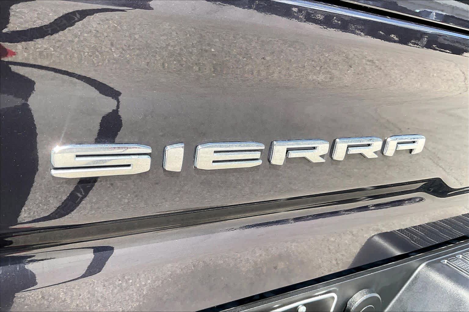 Certified 2026 GMC Sierra 2500 AT4 AWD/4WD image 10