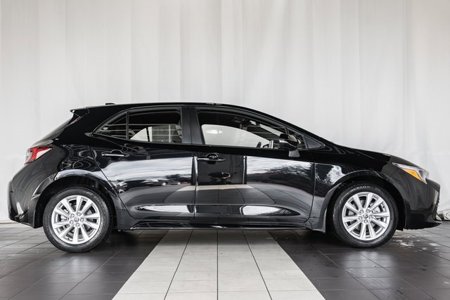 Used 2024 Toyota Corolla SE image 3