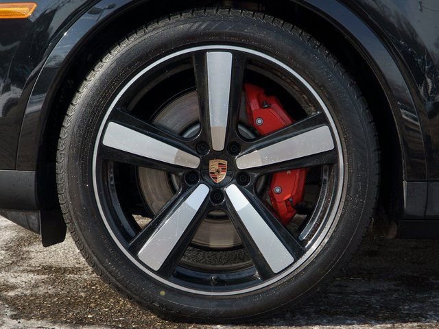 Certified 2026 Porsche Cayenne S image 12