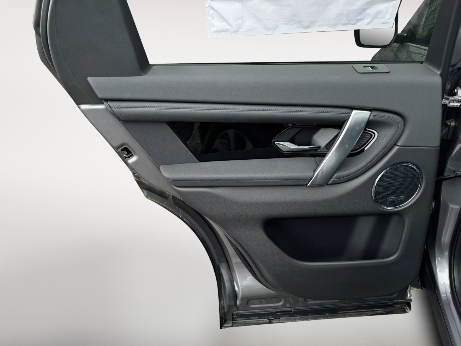 New 2025 Land Rover Discovery Sport S image 13