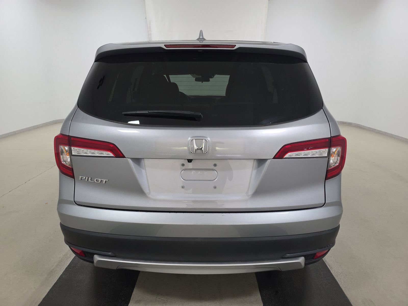 Used 2021 Honda Pilot EX image 6