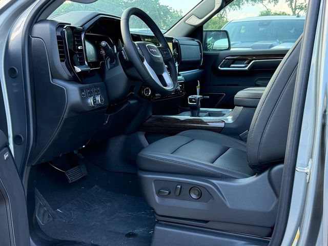 New 2026 GMC Sierra 1500 Elevation w/ Elevation Premium Package AWD/4WD image 12
