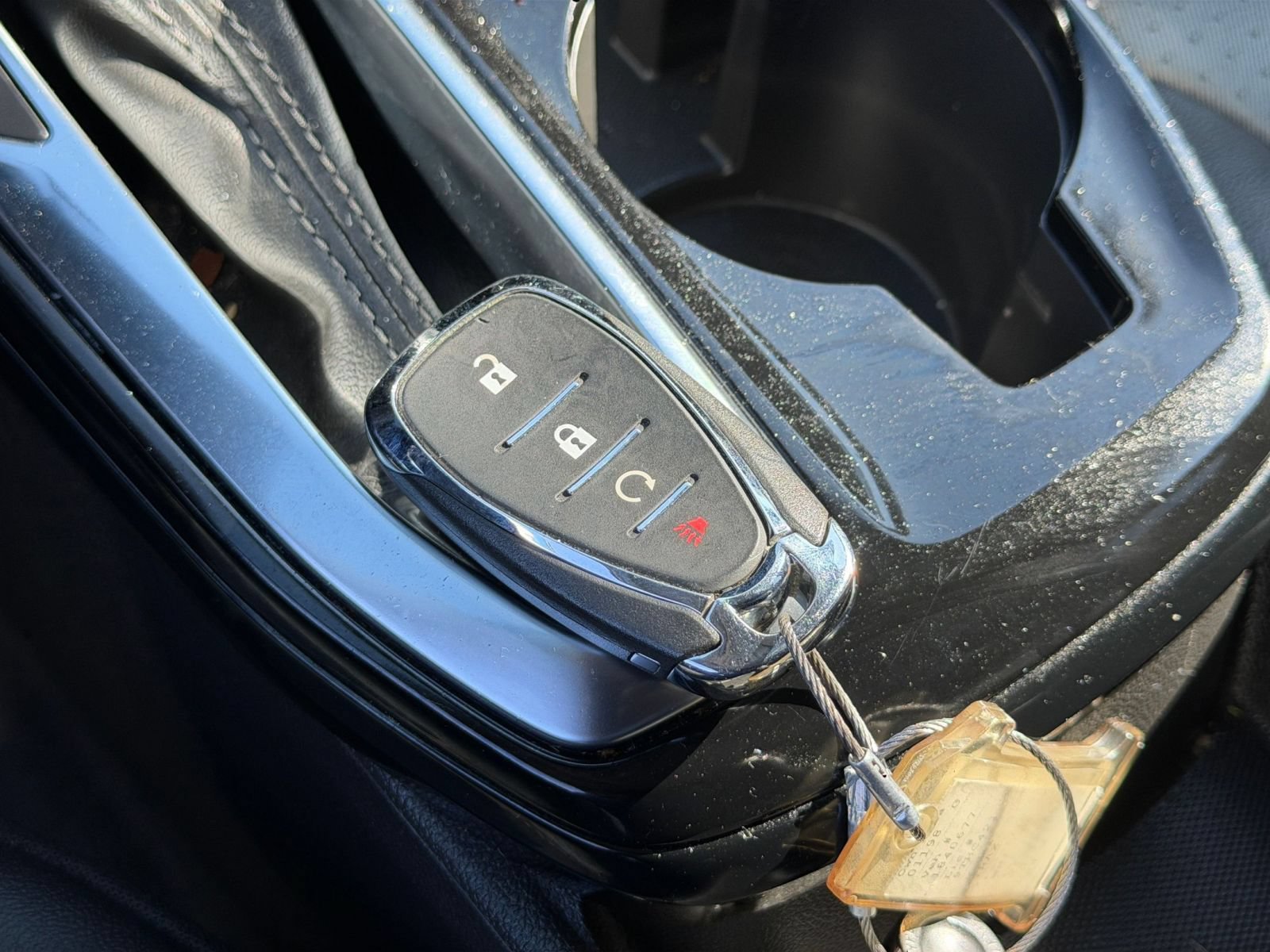 Used 2025 Chevrolet Trax LT FWD image 22