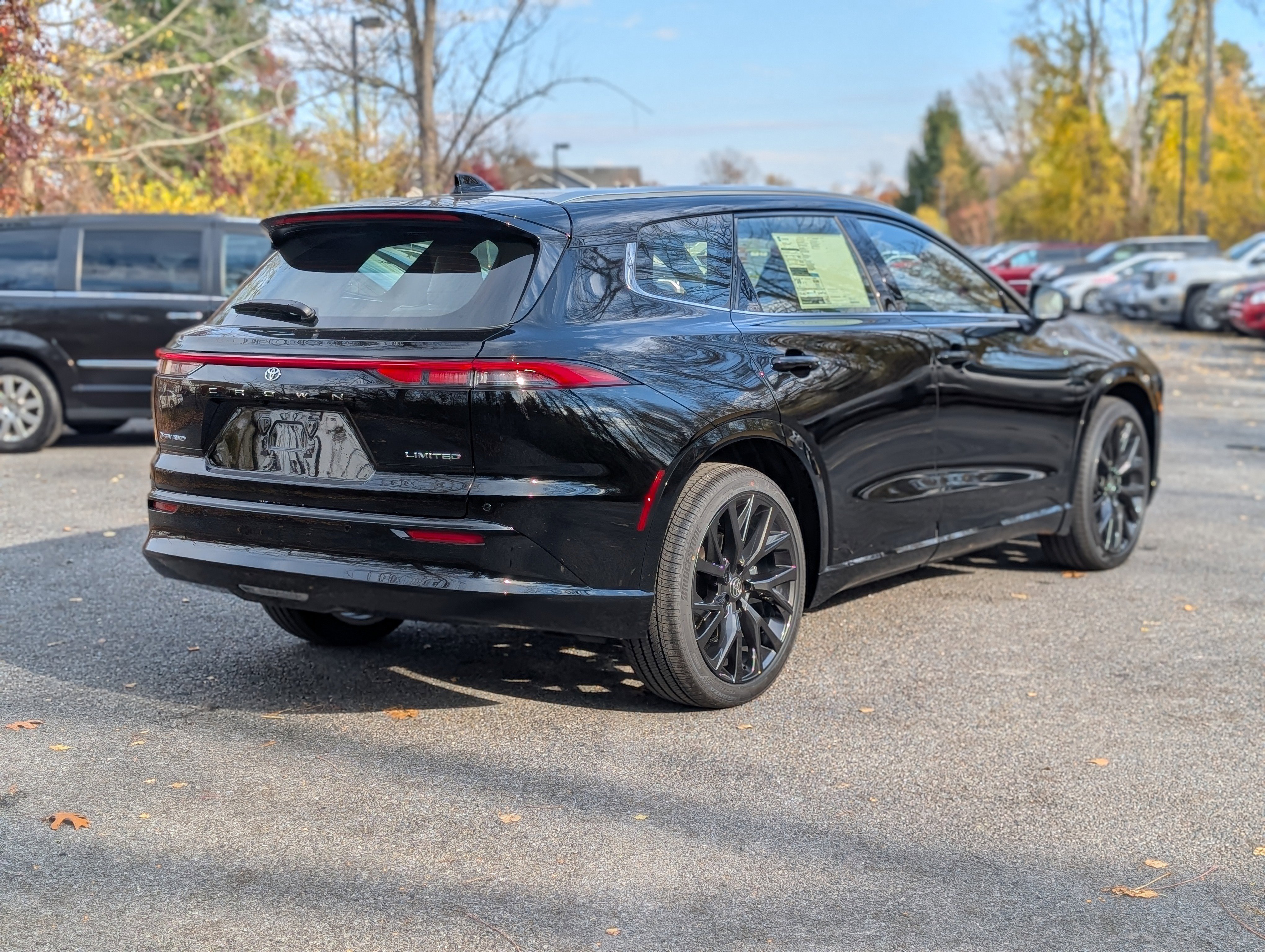 New 2025 Toyota Crown Signia image 12