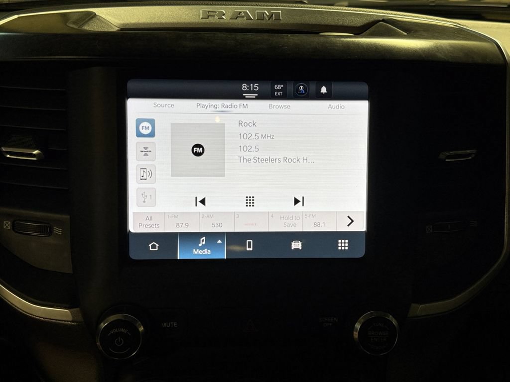 Used 2022 RAM 1500 Big Horn AWD/4WD image 17