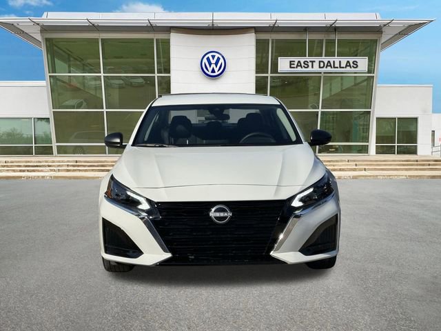 Used 2025 Nissan Altima 2.5 SV image 6