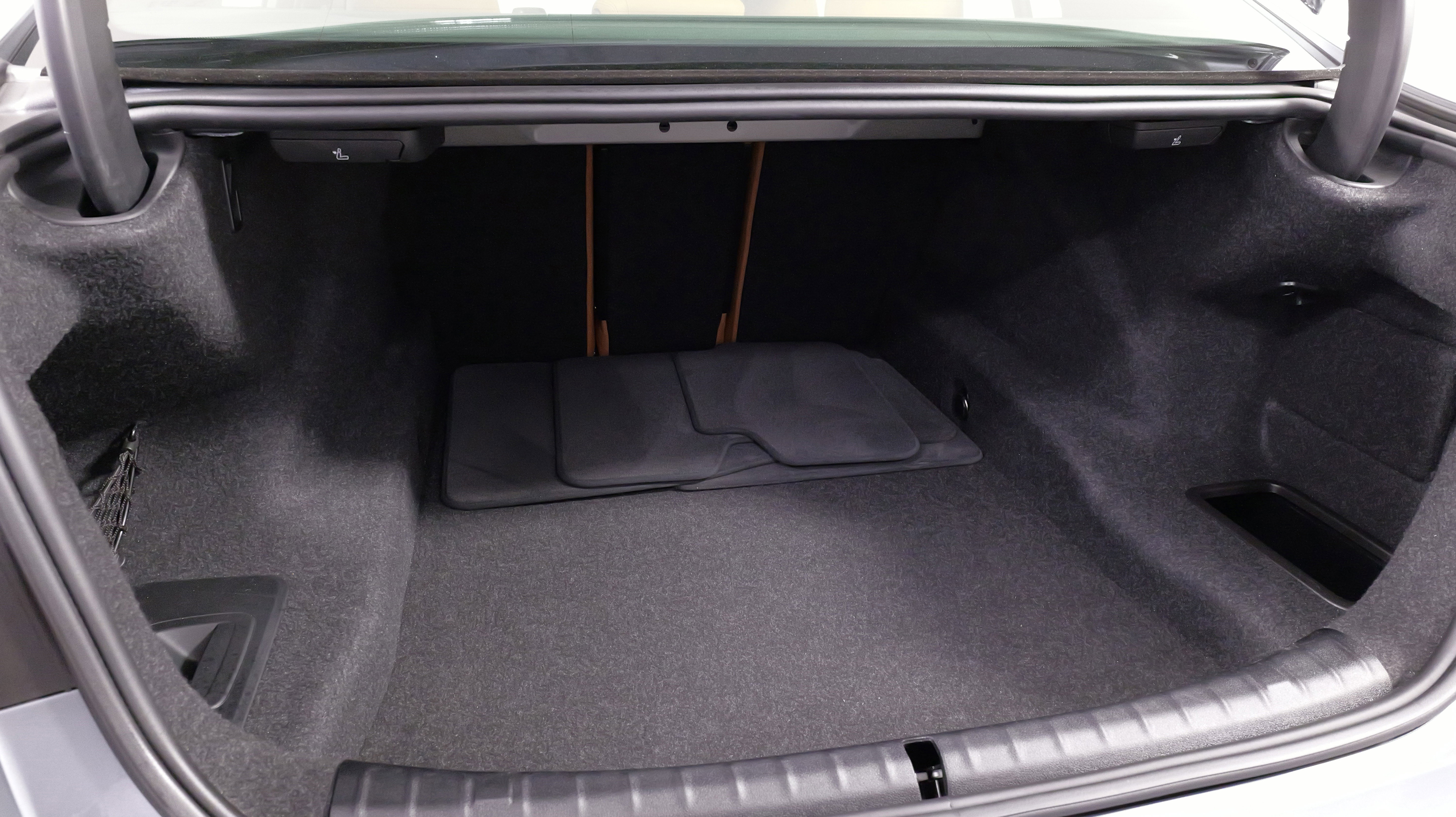 Used 2022 BMW 530i xDrive w/ Convenience Package image 58