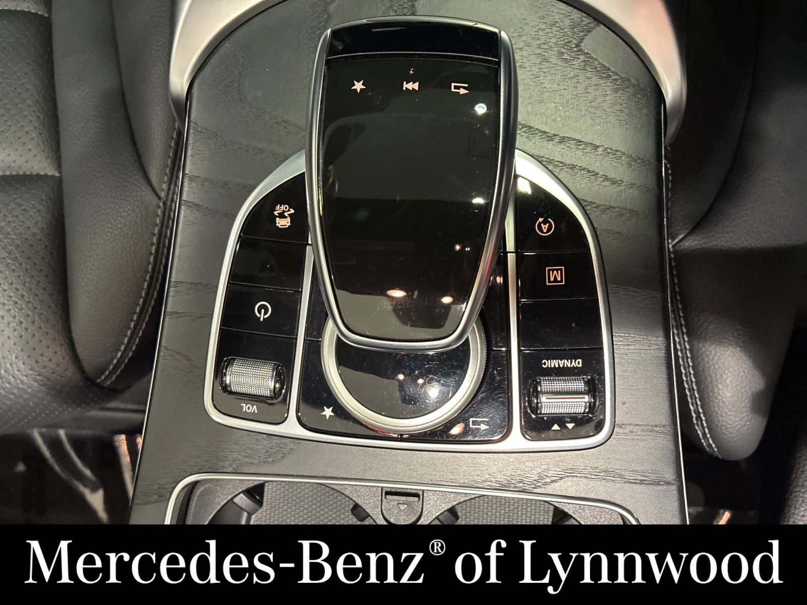 Used 2019 Mercedes-Benz GLC 300 4MATIC image 31