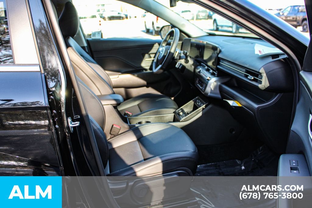 Used 2025 Hyundai Kona Limited image 21