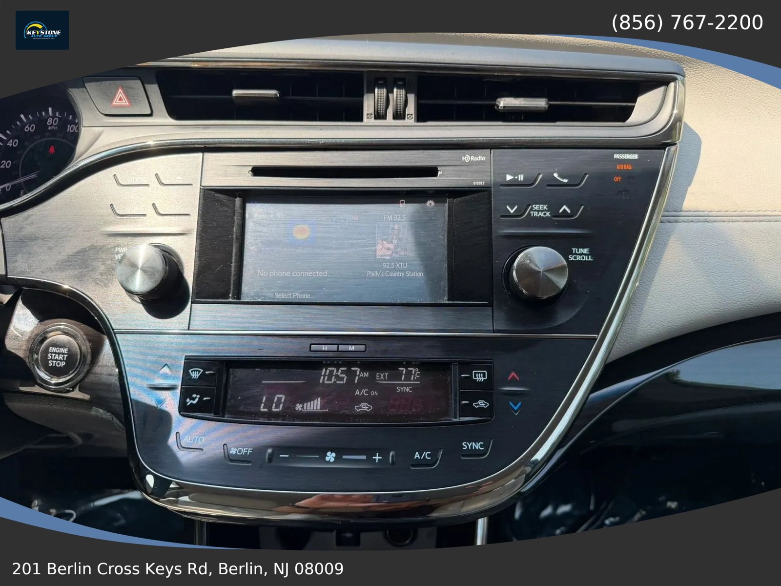 Used 2015 Toyota Avalon XLE FWD image 22