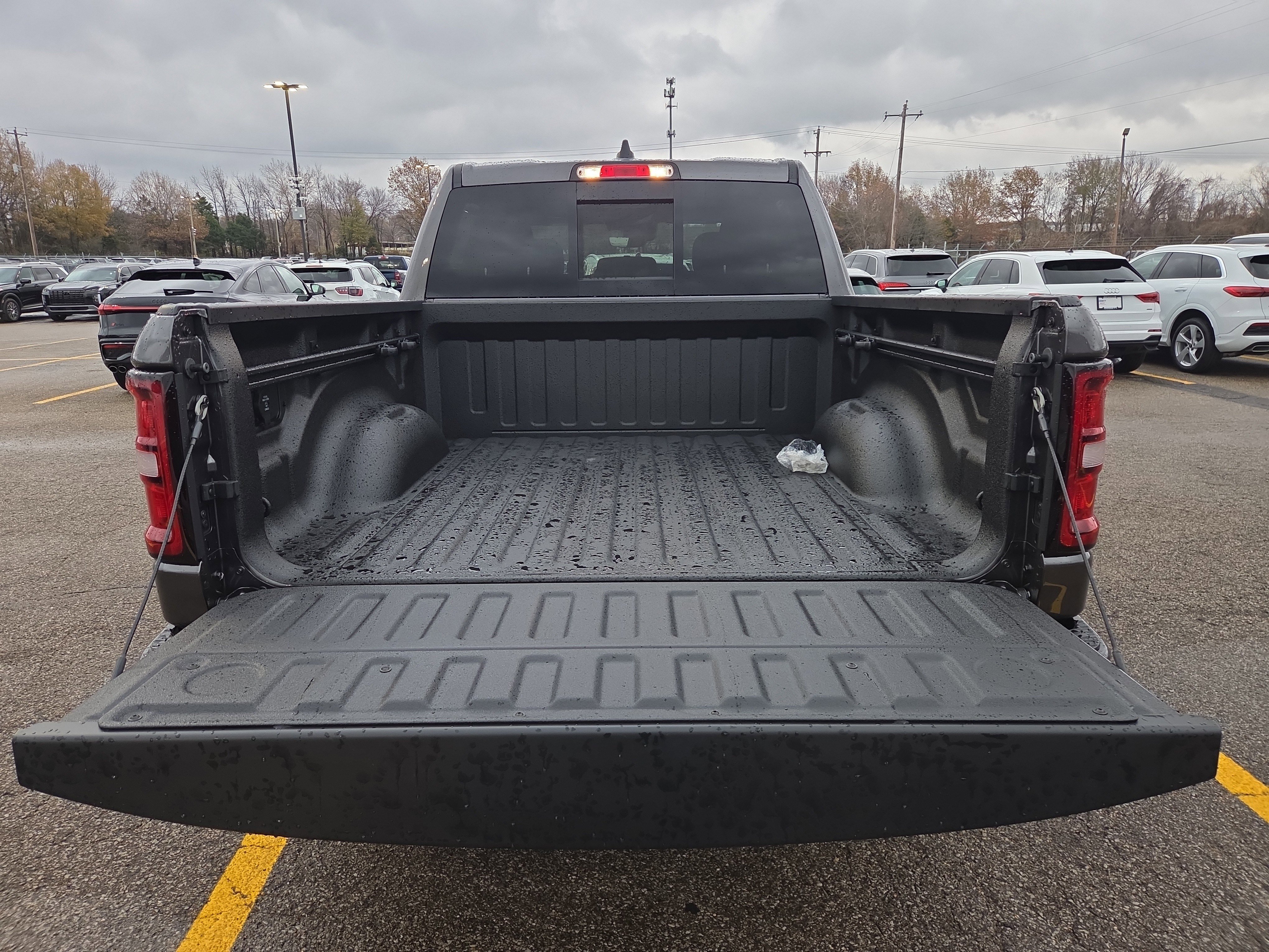 New 2026 RAM 1500 Big Horn w/ Night Edition AWD/4WD image 8