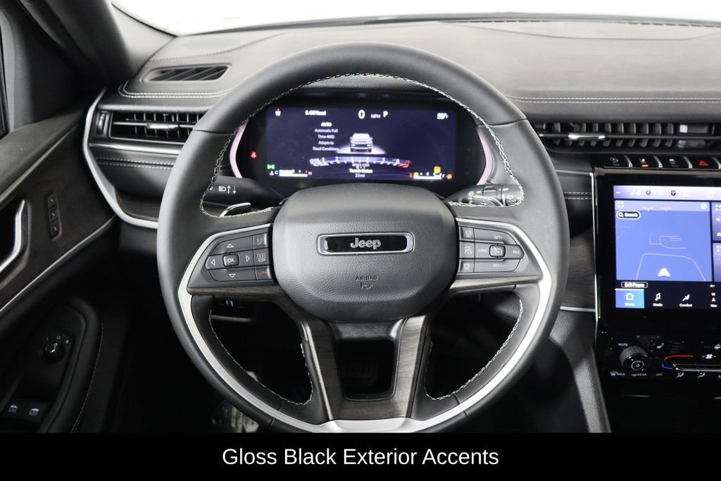 New 2025 Jeep Grand Cherokee Limited image 7