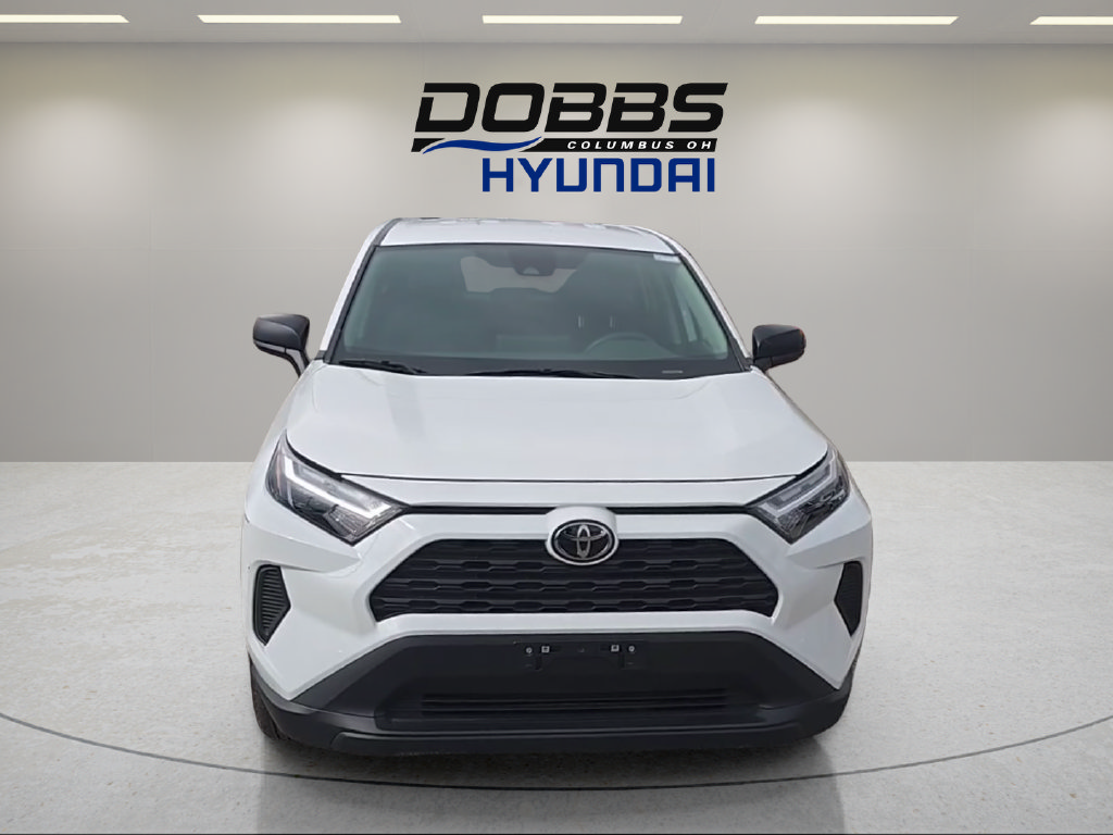 Used 2025 Toyota RAV4 LE AWD/4WD image 8