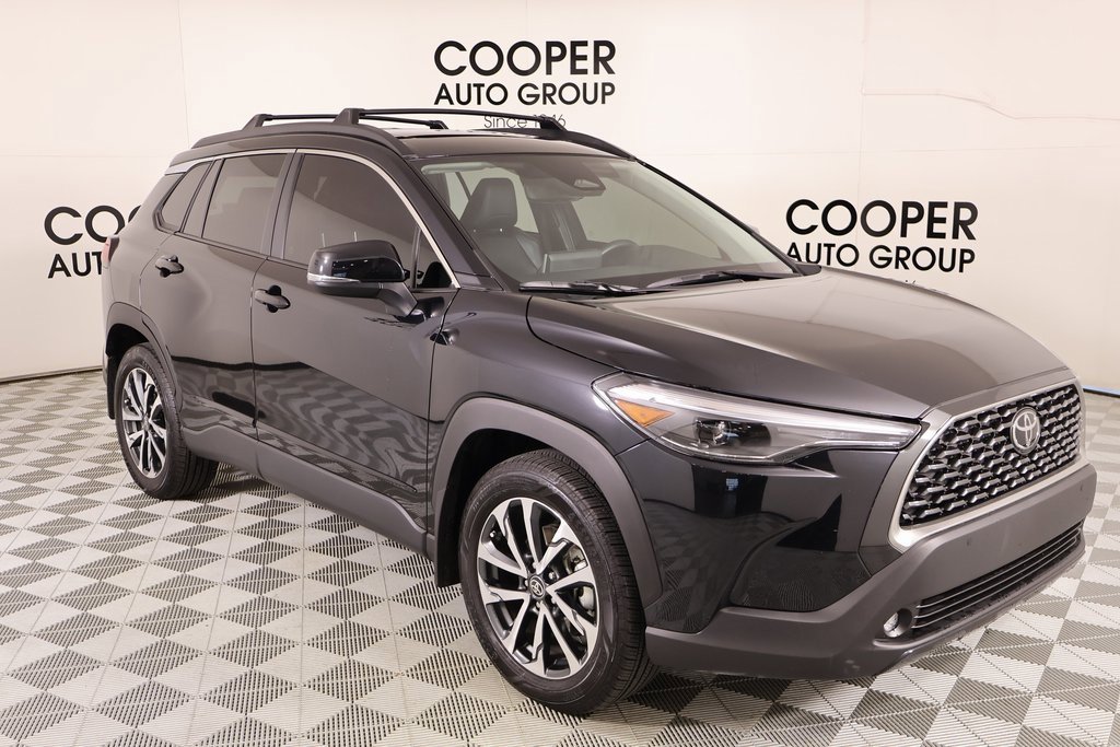 Used 2025 Toyota Corolla Cross XLE