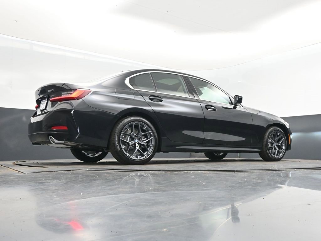 New 2026 BMW 330i Sedan w/ Convenience Package image 23