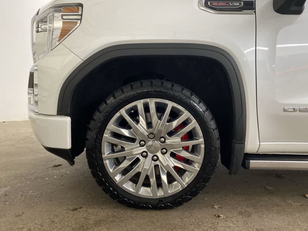 Used 2019 GMC Sierra 1500 Denali w/ Denali Ultimate Package AWD/4WD image 11