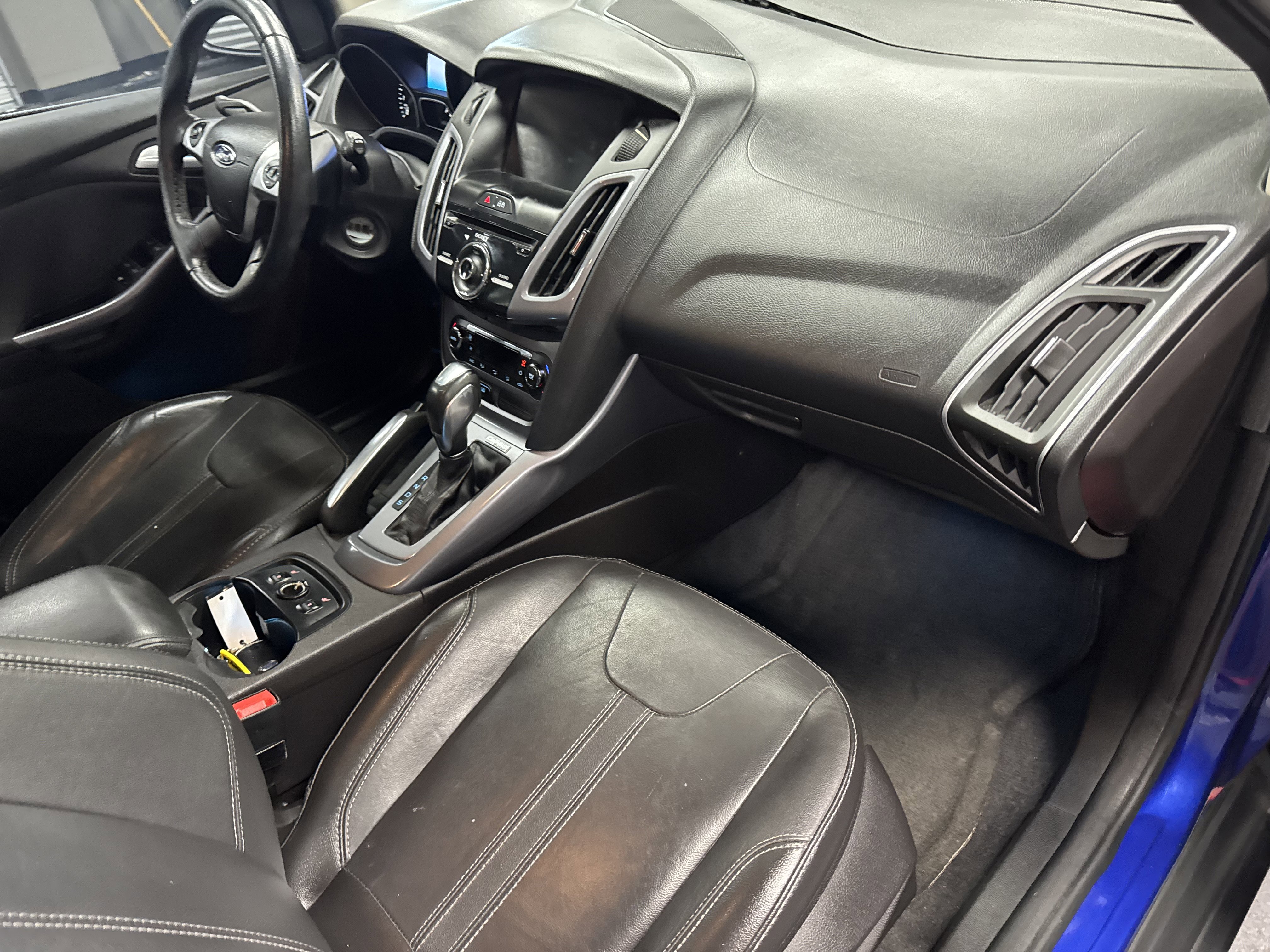 Used 2014 Ford Focus Titanium FWD image 13