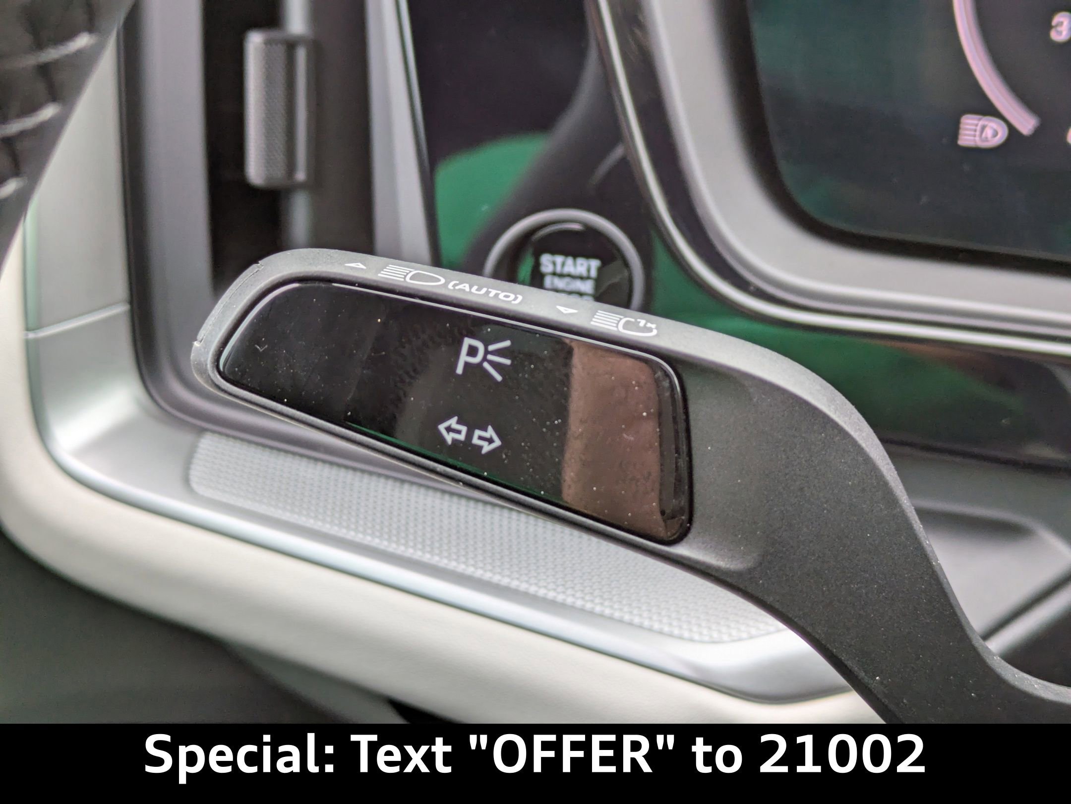 Used 2025 Porsche Cayenne image 33