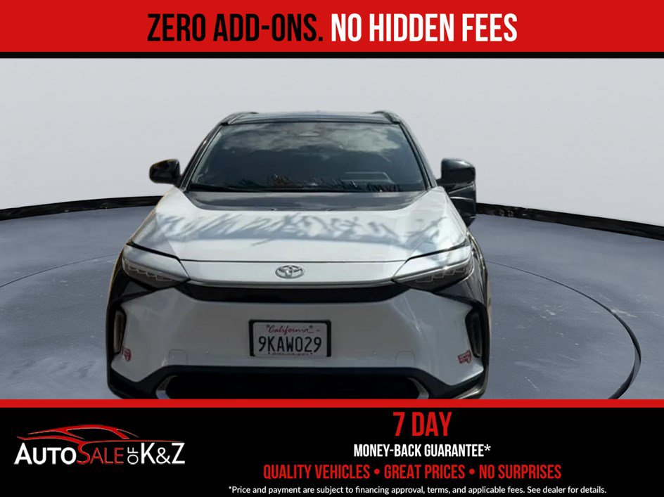 Used 2023 Toyota bZ4X FWD w/ Weather Package image 4