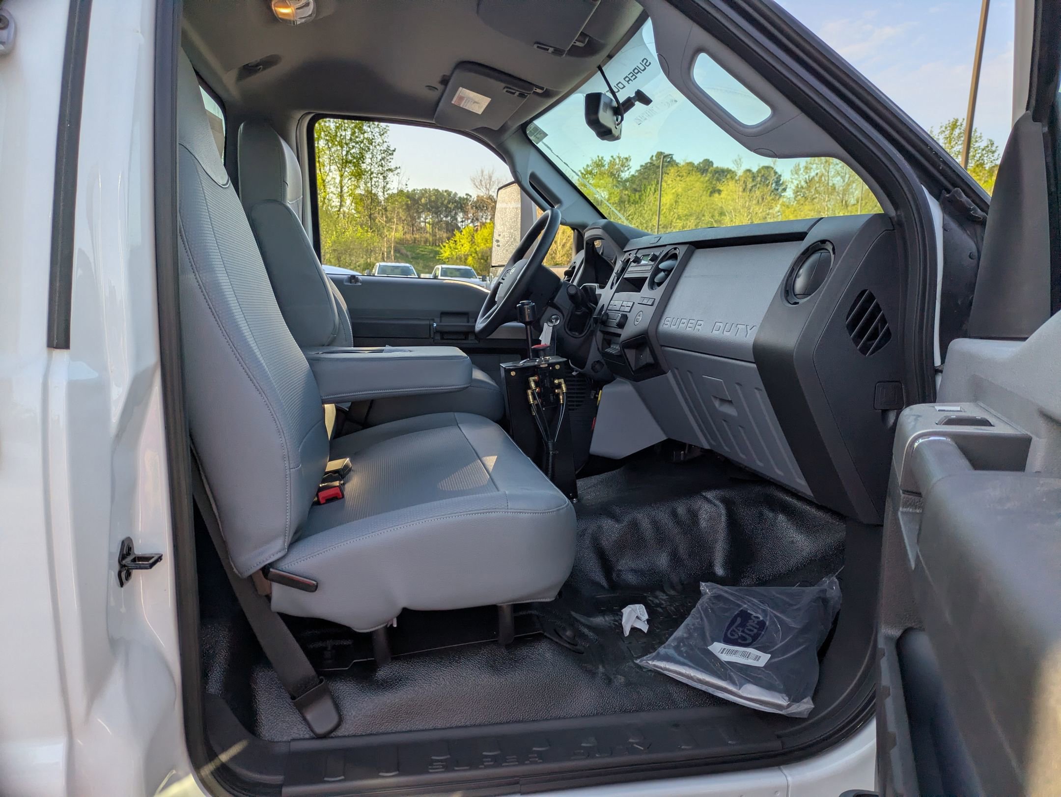 New 2027 Ford F750 2WD Regular Cab Super Duty image 30