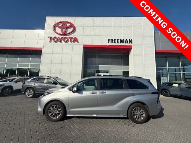 Used 2023 Toyota Sienna XLE
